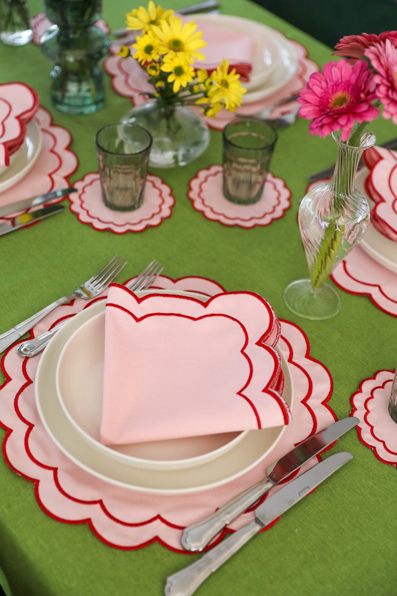 Rose&Red Scallop Placemat (Set of 4)