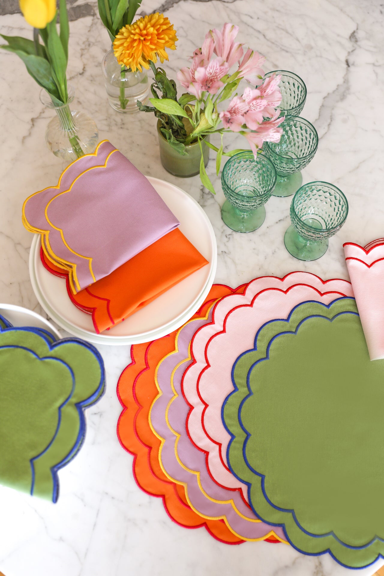 Colorful Scallop Placemat (Set of 4)
