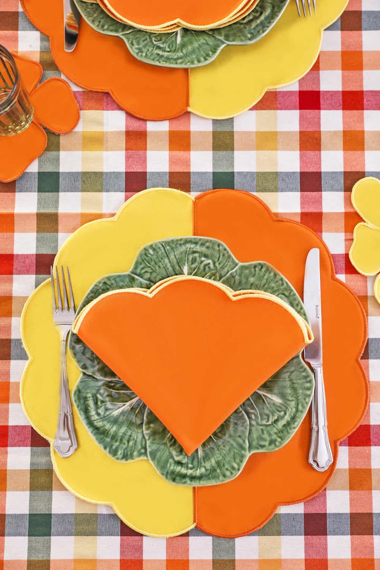 Bicolor Orange&Yellow Scallop Placemat (Set of 4)