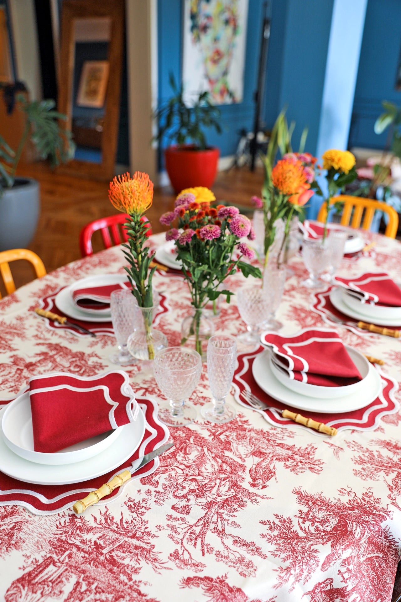 Crimson Toile Tablecloth