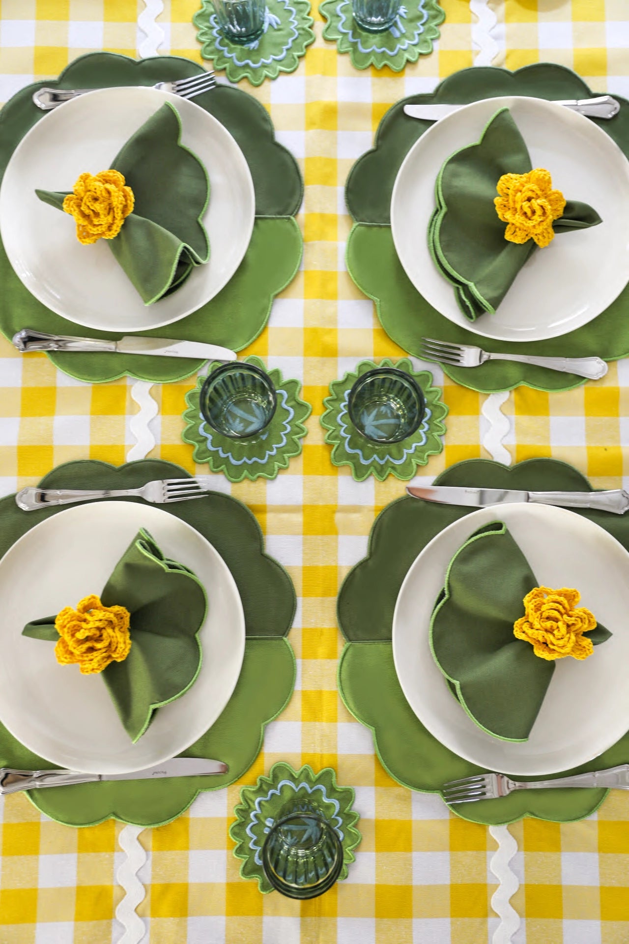 Bicolor Green Scallop Placemat (Set of 4)