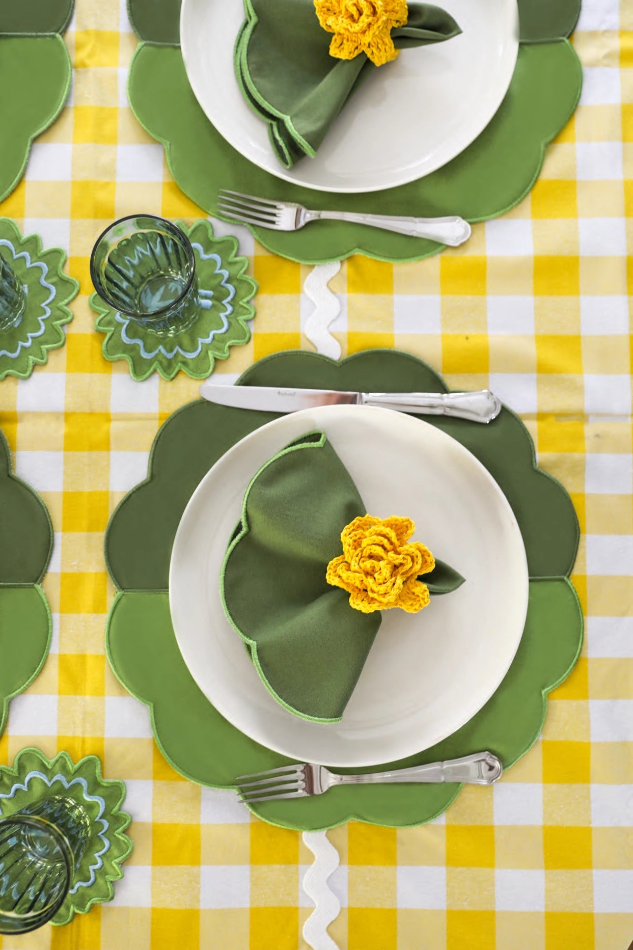 Bicolor Green Scallop Placemat (Set of 4)