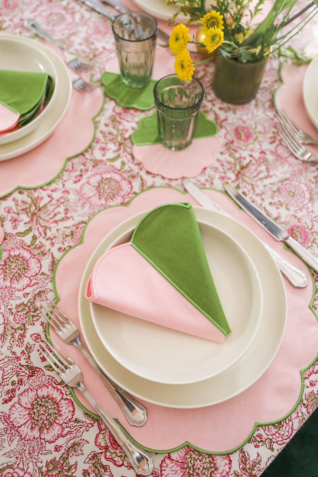 Rose Scallop Placemat (Set of 4)