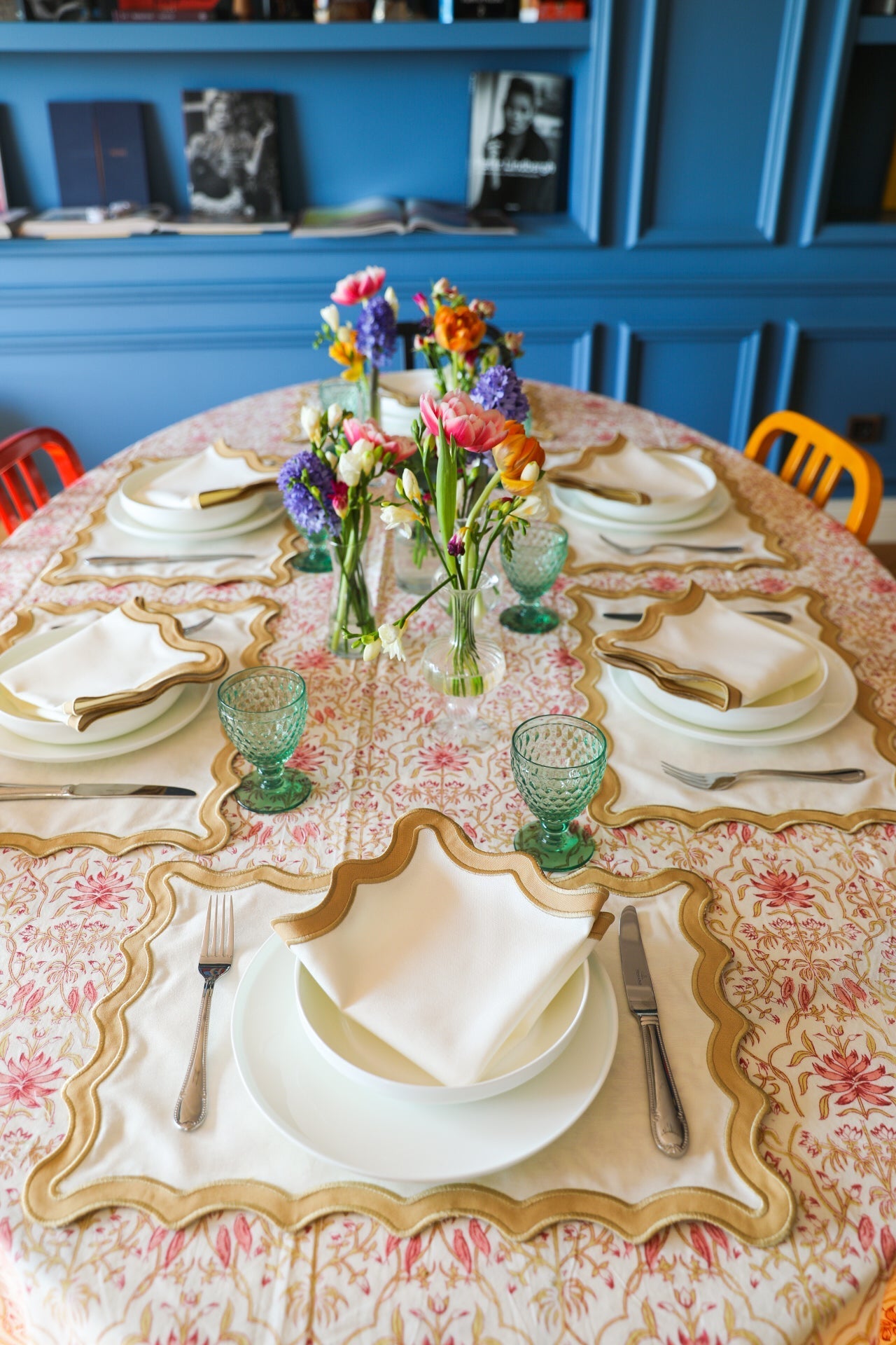 Lily Vine Tablecloth